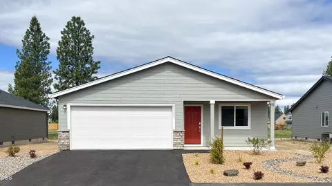51777 Jubilee Pine Dr, La Pine, OR 97739