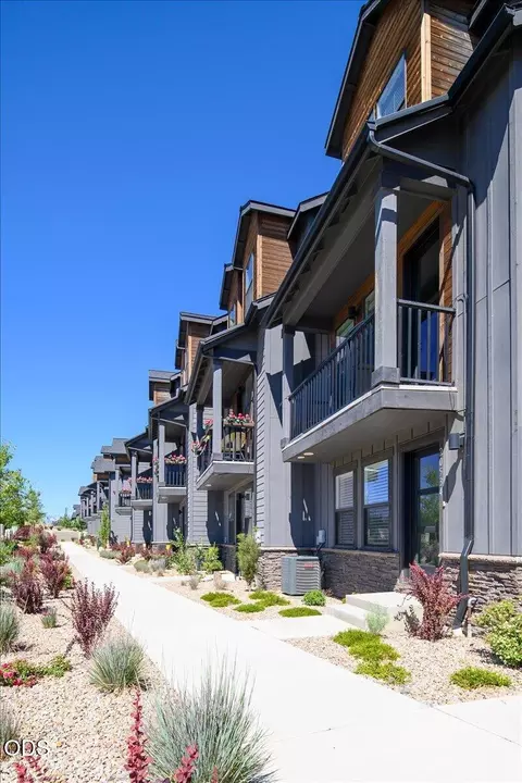 Exterior - 20534 Empire Ave, Bend, OR 97701 photo 2 of 4