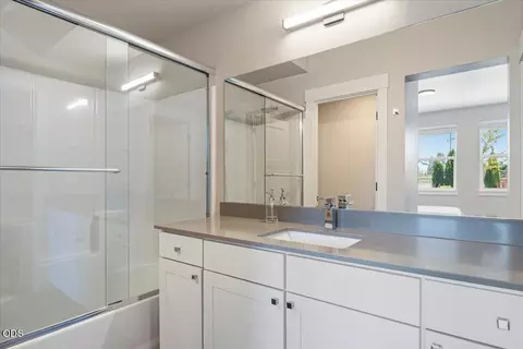 Bath - 20534 Empire Ave, Bend, OR 97701 photo 1 of 3