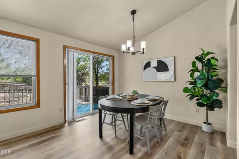 Dining - 1961 NE Windy Tree Ct, Bend, OR 97701 photo 1 of 2