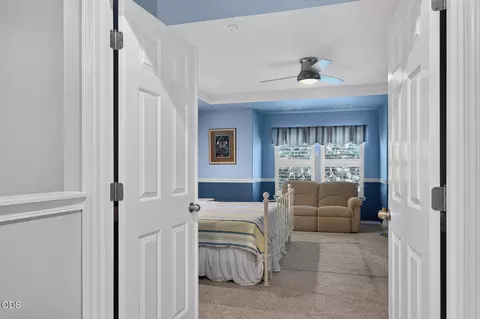 Bedroom - 61042 Chamomile Pl, Bend, OR 97702 photo 3 of 7