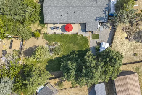 View/Area - 63385 Omer Dr, Bend, OR 97701 photo 1 of 2