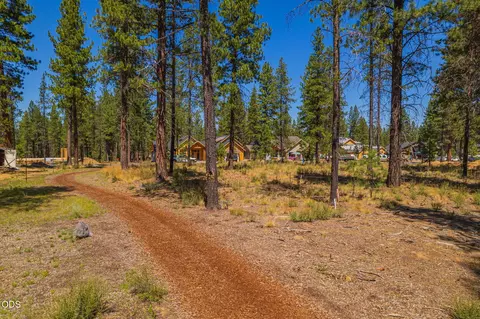 17736 Preservation, Bend, OR 97707 photo 3