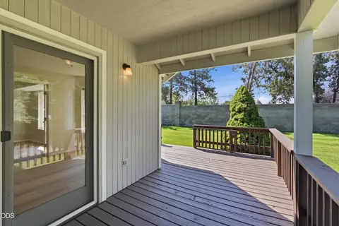 Exterior - 3389 NE Stonebrook Loop, Bend, OR 97701 photo 7 of 13