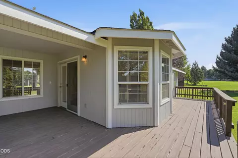 Exterior - 3389 NE Stonebrook Loop, Bend, OR 97701 photo 10 of 13