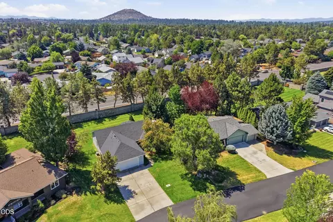 View/Area - 3389 NE Stonebrook Loop, Bend, OR 97701 photo 7 of 7