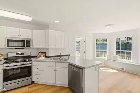 Kitchen - 3389 NE Stonebrook Loop, Bend, OR 97701 photo 1 of 4