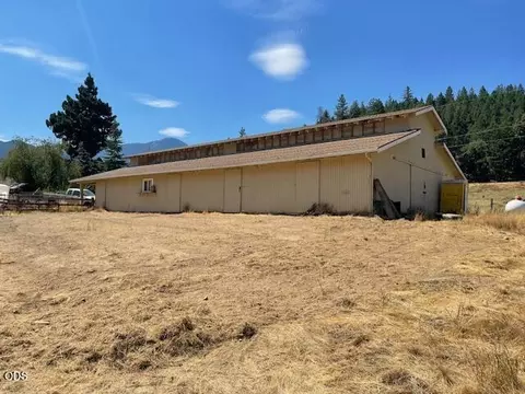 Exterior - 7763 Thompson Creek Rd, Applegate, OR 97530 photo 20 of 23
