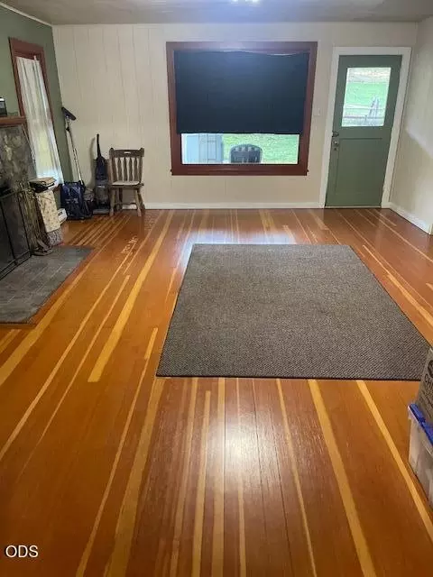 Living - 7763 Thompson Creek Rd, Applegate, OR 97530 photo 9 of 9