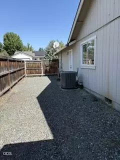 Exterior - 420 Westminster Dr, Eagle Point, OR 97524 photo 1 of 1