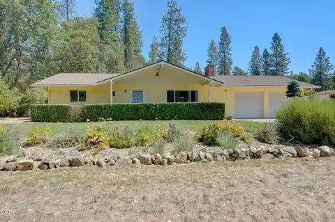 2141 Foots Creek Left Fork Rd, Gold Hill, OR 97525