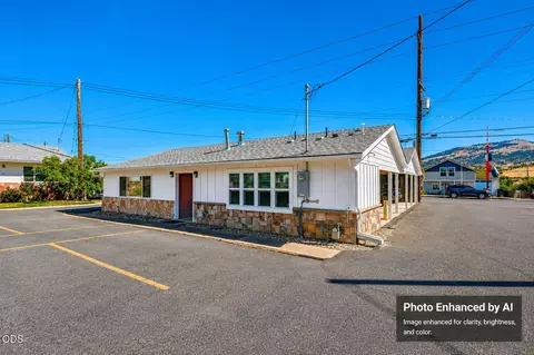 Exterior - 130 S Main St, Phoenix, OR 97535 photo 16 of 22