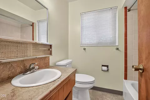Bath - 130 S Main St, Phoenix, OR 97535 photo 1 of 6