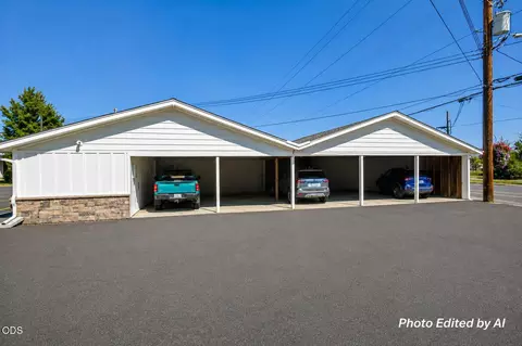 Exterior - 130 S Main St, Phoenix, OR 97535 photo 19 of 22