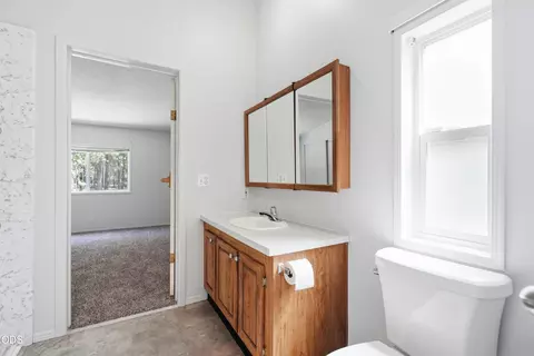 Bath - 15362 Ponderosa Loop, La Pine, OR 97739 photo 1 of 2