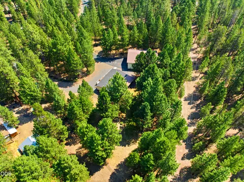 View/Area - 15362 Ponderosa Loop, La Pine, OR 97739 photo 2 of 5