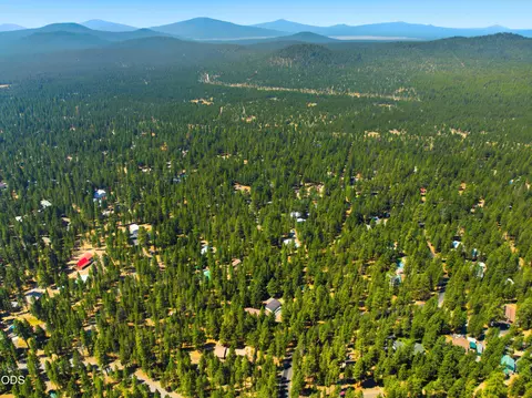 View/Area - 15362 Ponderosa Loop, La Pine, OR 97739 photo 4 of 5