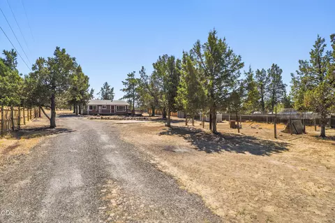 8445 SW High Cone Dr, Terrebonne, OR 97760