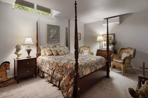 Bedroom - 56038 Black Duck Rd, Bend, OR 97707 photo 4 of 4