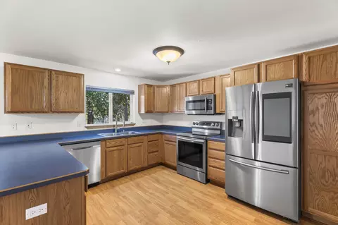 Kitchen - 16046 Dyke Rd, La Pine, OR 97739 photo 1 of 3