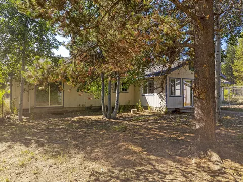 Exterior - 16046 Dyke Rd, La Pine, OR 97739 photo 5 of 14