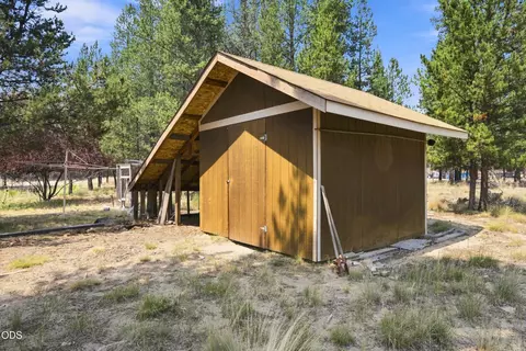 Other - 145111 Lanewood Dr, La Pine, OR 97739 photo 6 of 9