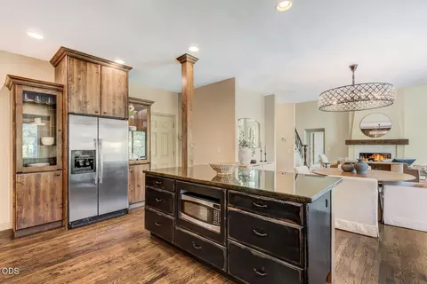 Kitchen - 61524 Tam Mcarthur Loop, Bend, OR 97702 photo 4 of 4
