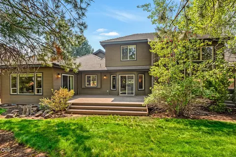 Exterior - 61524 Tam Mcarthur Loop, Bend, OR 97702 photo 7 of 12