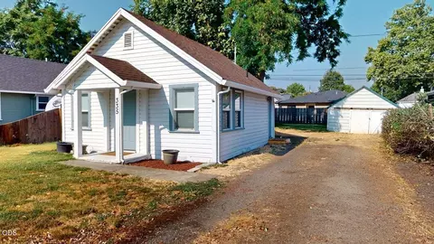 335 Marie St, Medford, OR 97504