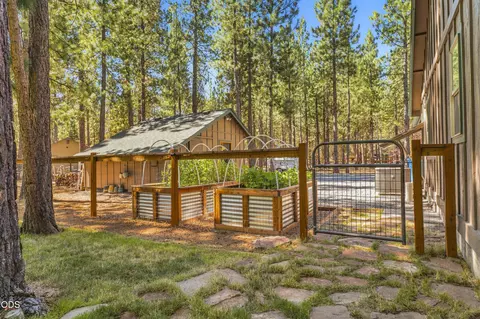 Exterior - 15375 Ponderosa Loop, La Pine, OR 97739 photo 23 of 25