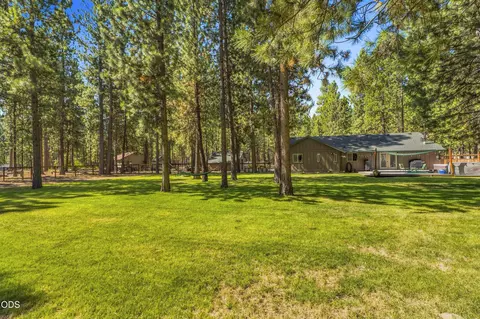 Exterior - 15375 Ponderosa Loop, La Pine, OR 97739 photo 12 of 25