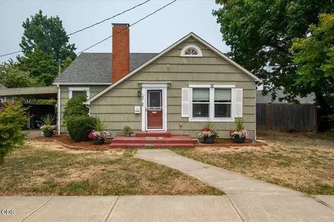 152 Clay St E, Monmouth, OR 97361