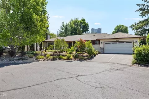 2406 Senate Way, Medford, OR 97504