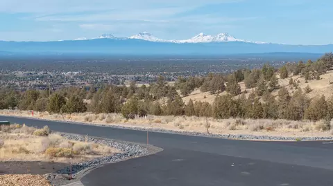 pinnacle court #HOME 713, Powell Butte, OR 97753