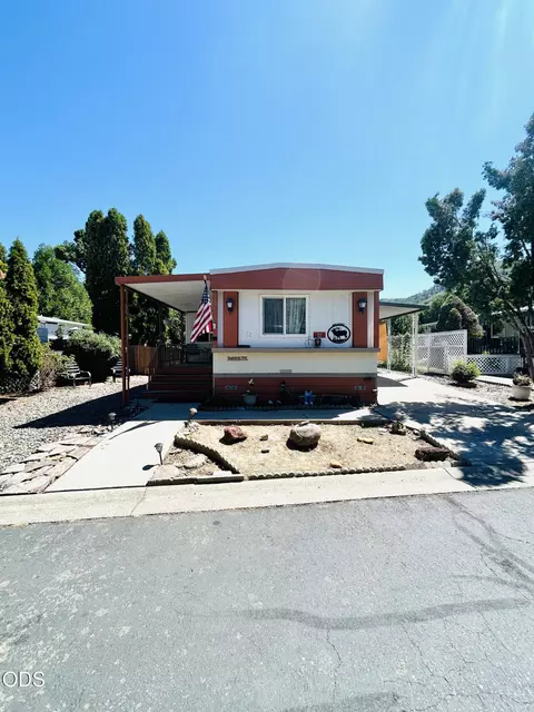 515 E Main St, Rogue River, OR 97537 photo 4