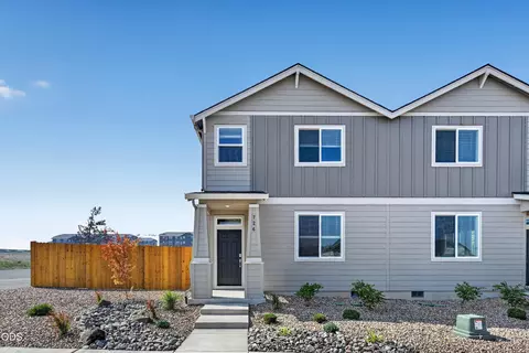 726 NW Varnish Pl, Redmond, OR 97756