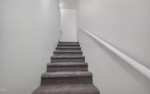 Entry Way - Undisclosed, Bend, OR 97701 photo 3 of 5