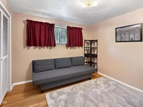 Bedroom - 2640 NE 8th St, Bend, OR 97701 photo 5 of 5