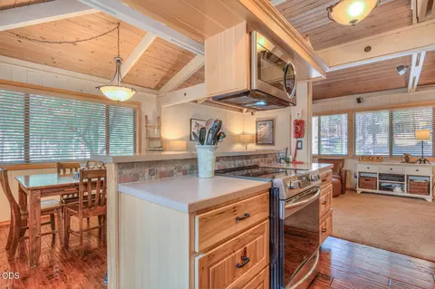 Kitchen - 57077 Fox Ln, Sunriver, OR 97707 photo 3 of 3