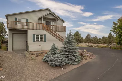 Exterior - 60475 Dakota Trl, Bend, OR 97702 photo 2 of 11
