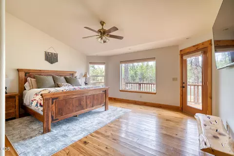 Bedroom - 17051 Upland Rd, Bend, OR 97707 photo 1 of 7