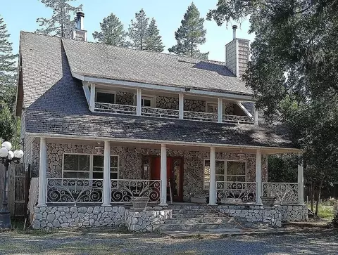 33252 Redwood Hwy, O'brien, OR 97534