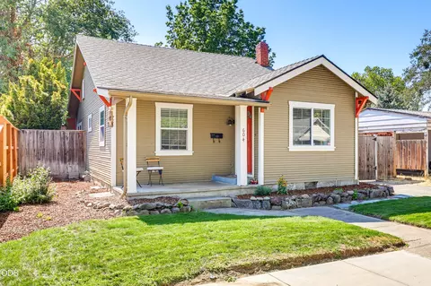 604 S Ivy St, Medford, OR 97501