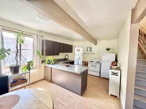 Kitchen - 168 S 3rd Ave, Chiloquin, OR 97624 photo 3 of 6