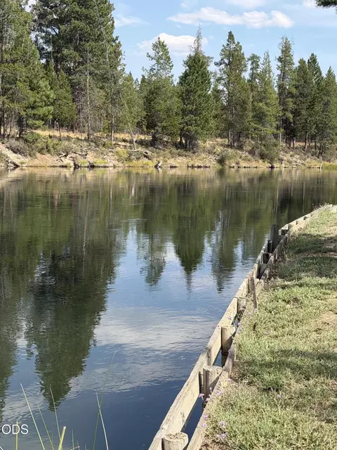 56452 Eclipse Dr, Bend, OR 97707 photo 5