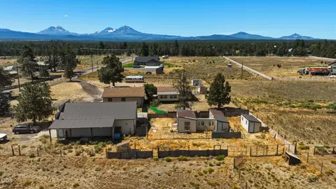 Other - 67050 Gist Rd, Bend, OR 97703 photo 25 of 28