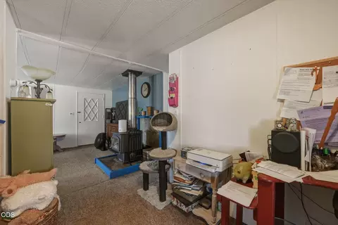 Entry Way - 67050 Gist Rd, Bend, OR 97703 photo 1 of 1