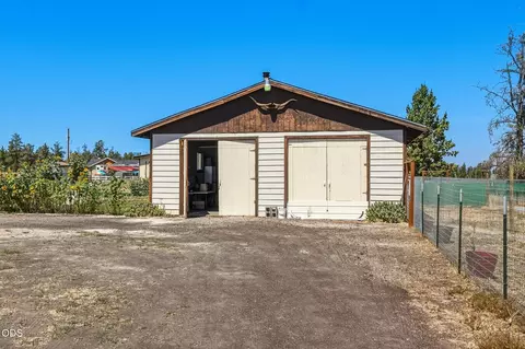 Other - 67050 Gist Rd, Bend, OR 97703 photo 11 of 28