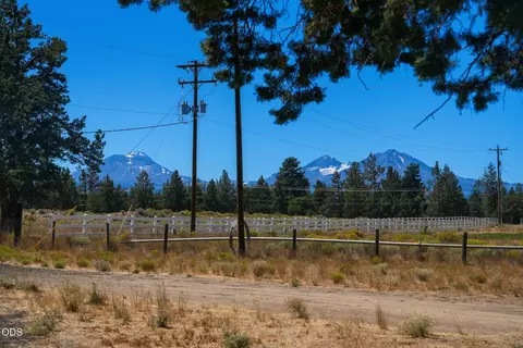 Other - 67050 Gist Rd, Bend, OR 97703 photo 17 of 28