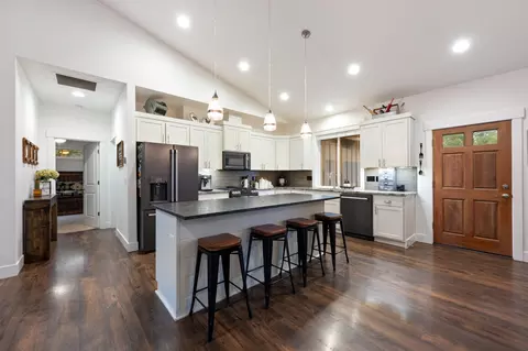 Kitchen - 56253 Marsh Hawk Rd, Bend, OR 97707 photo 3 of 4